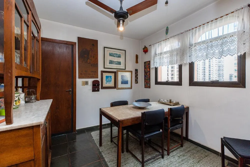 Apartamento, 3 quartos, 210 m² - Foto 2