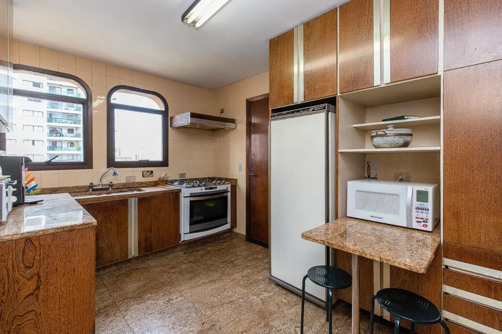 Apartamento, 3 quartos, 210 m² - Foto 11