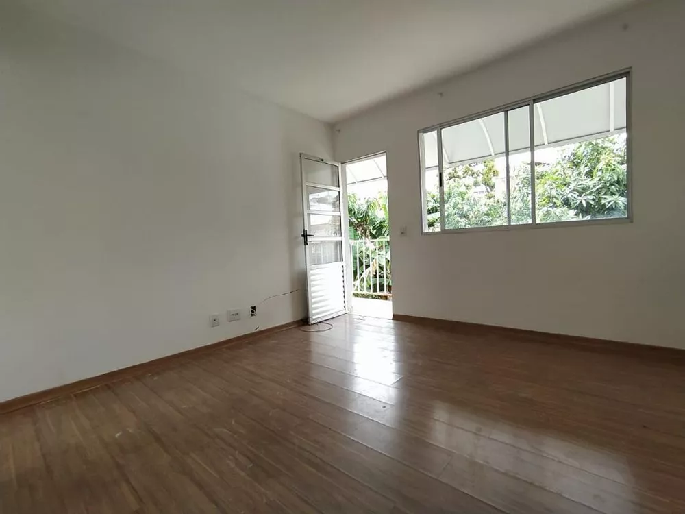 Apartamento à venda com 2 quartos, 43m² - Foto 2