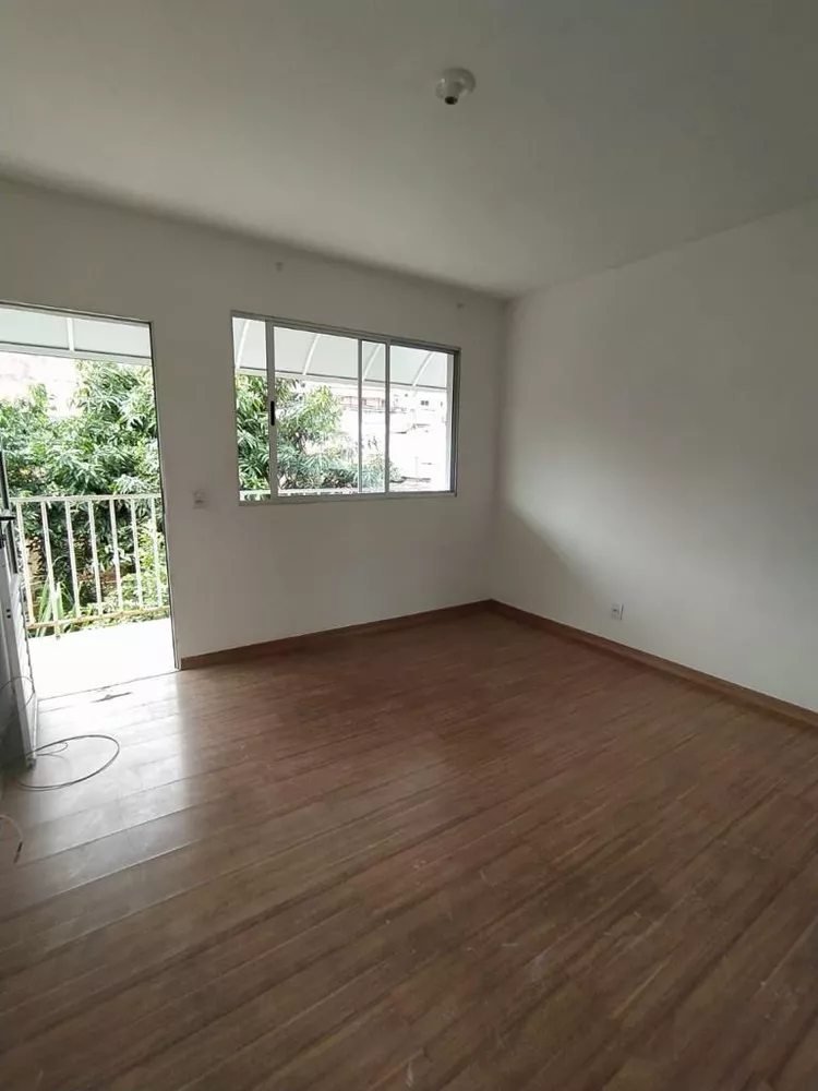 Apartamento à venda com 2 quartos, 43m² - Foto 1