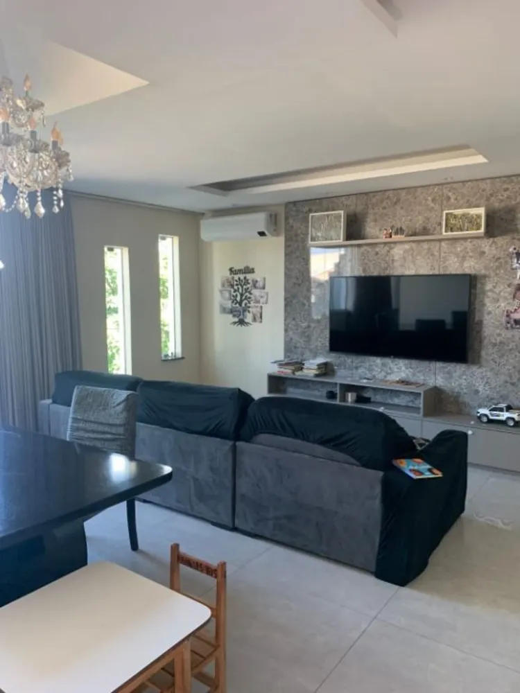 Casa, 4 quartos, 411 m² - Foto 1