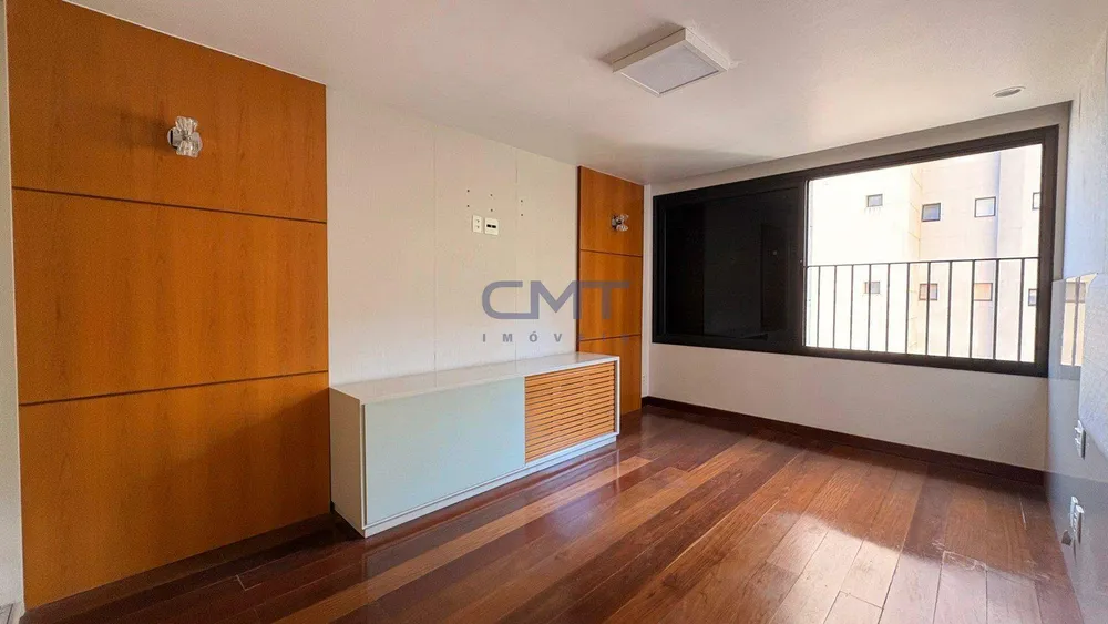 Apartamento, 5 quartos, 260 m² - Foto 1