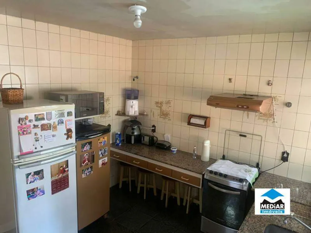 Casa, 3 quartos, 330 m² - Foto 4