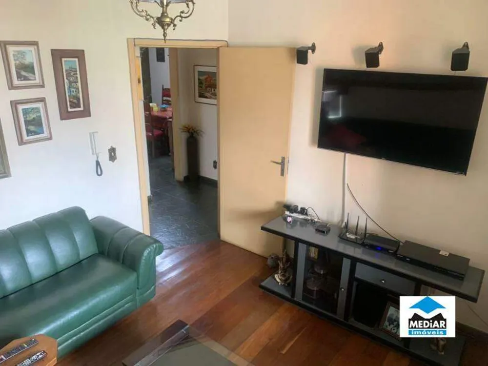 Casa, 3 quartos, 330 m² - Foto 1