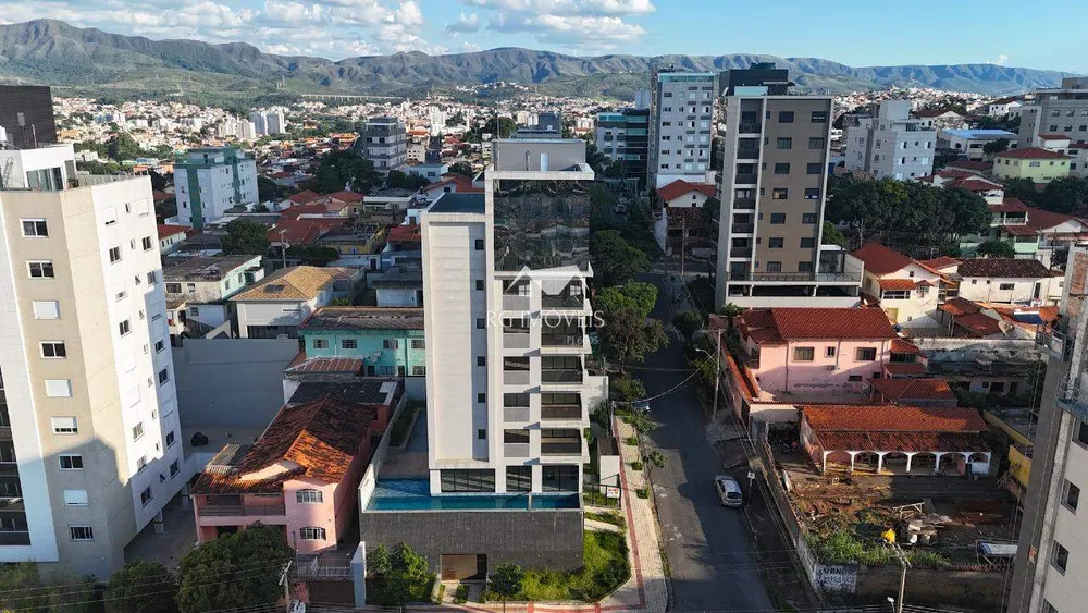 Apartamento, 3 quartos, 144 m² - Foto 1