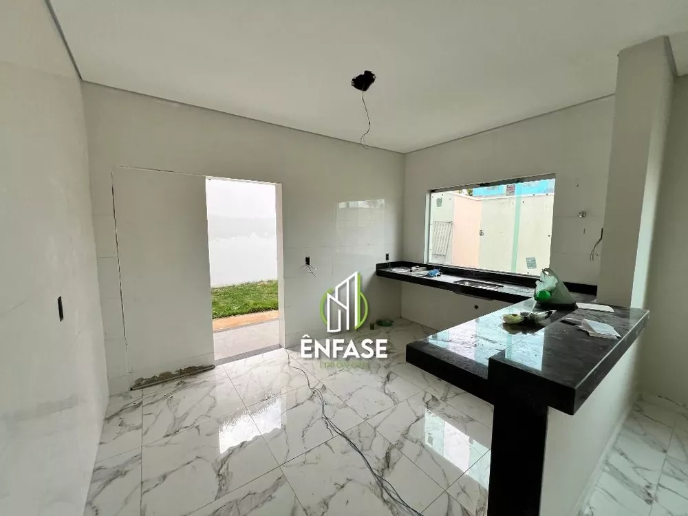 Casa à venda com 3 quartos, 360m² - Foto 12