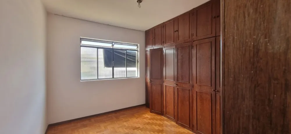 Casa, 5 quartos, 340 m² - Foto 4
