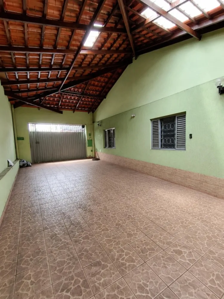 Casa, 4 quartos, 260 m² - Foto 1