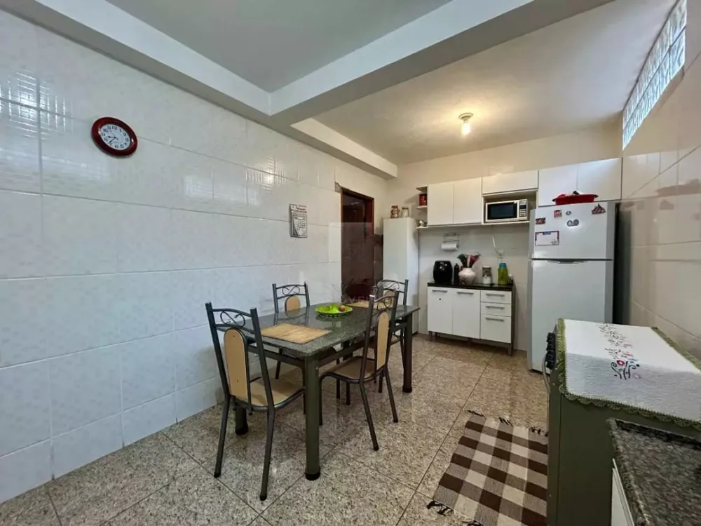 Casa, 3 quartos, 264 m² - Foto 6