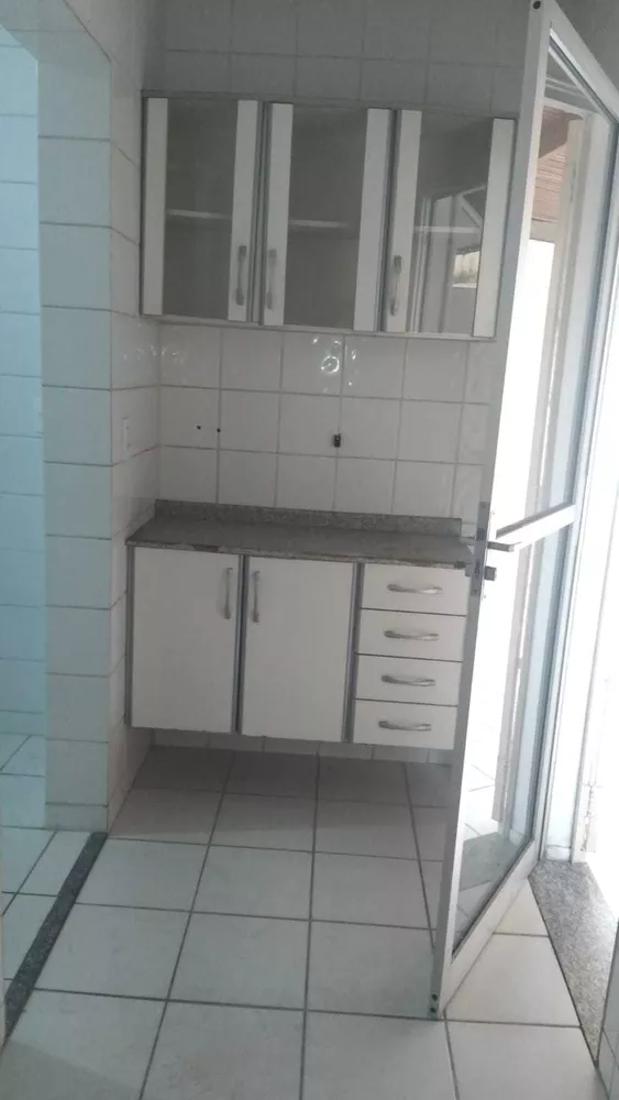 Apartamento à venda com 2 quartos, 82m² - Foto 7