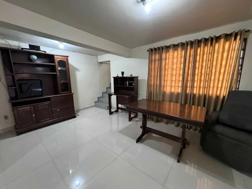 Casa, 3 quartos, 360 m² - Foto 2