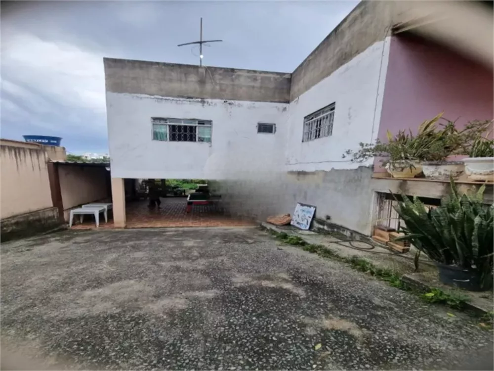 Casa à venda com 3 quartos, 223m² - Foto 5