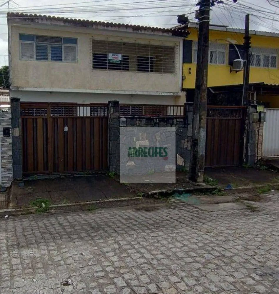 Casa, 3 quartos, 176 m² - Foto 1