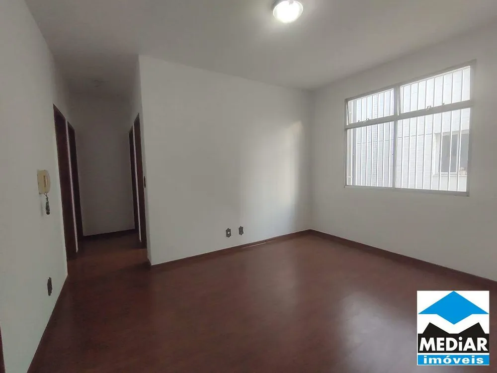 Apartamento, 3 quartos, 70 m² - Foto 2