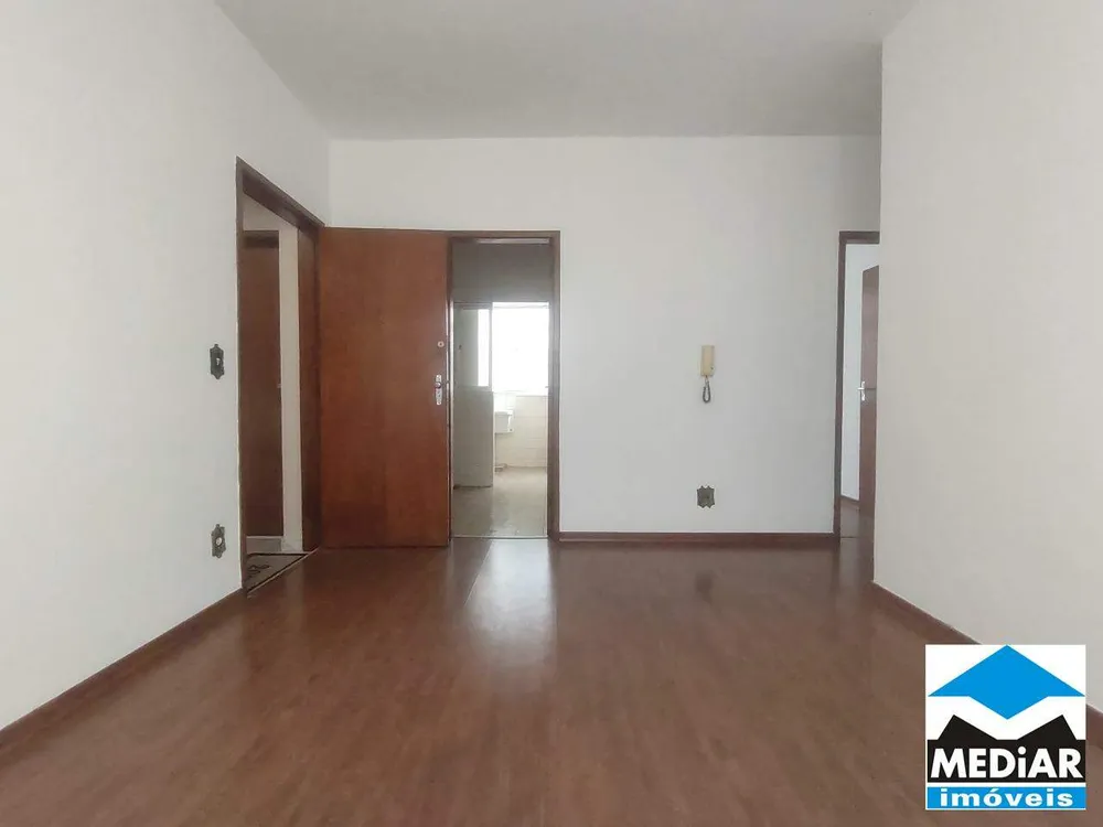 Apartamento, 3 quartos, 70 m² - Foto 2