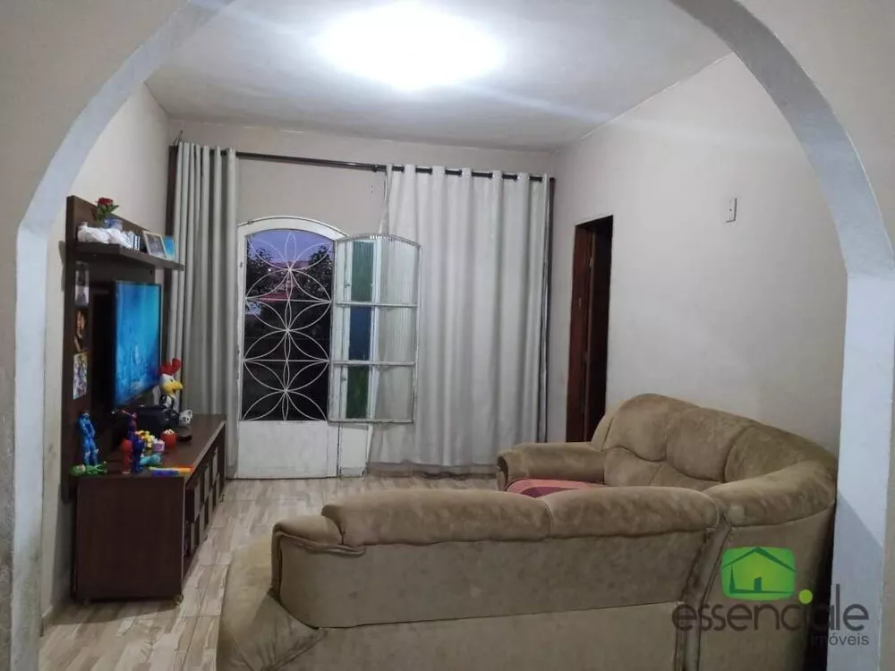 Casa à venda com 3 quartos, 95m² - Foto 2