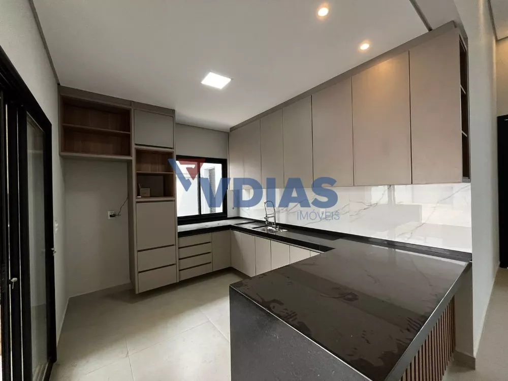 Casa de Condomínio à venda com 3 quartos, 300m² - Foto 13