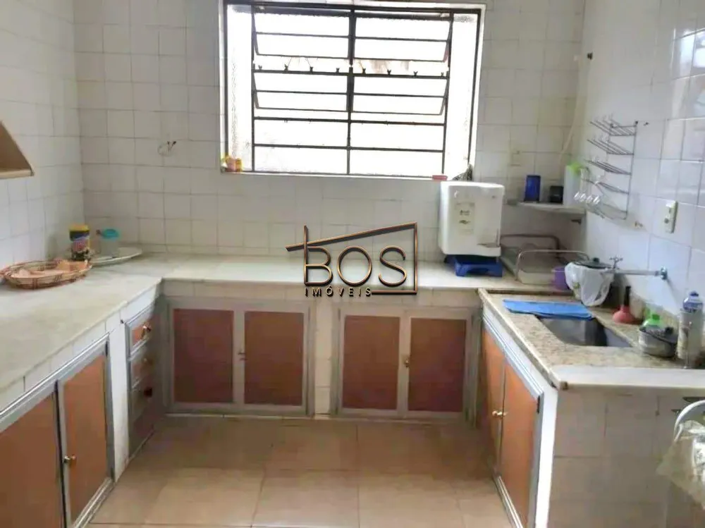 Casa, 5 quartos, 293 m² - Foto 2