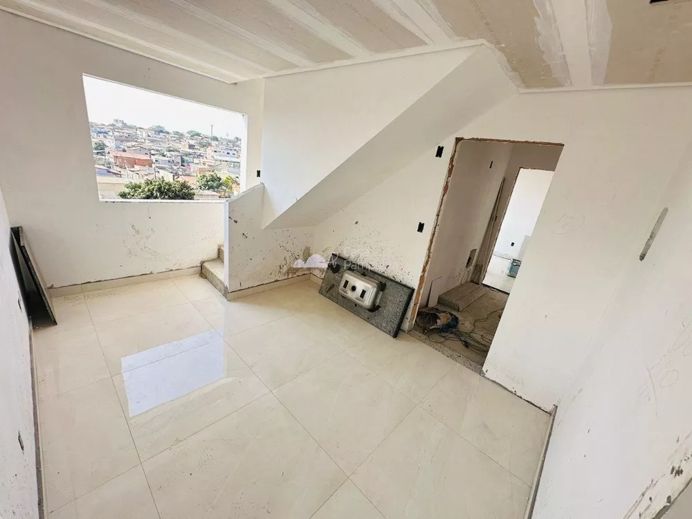 Apartamento à venda com 2 quartos, 110m² - Foto 4