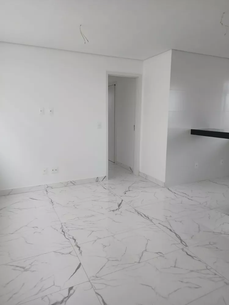 Cobertura à venda com 3 quartos, 75m² - Foto 3