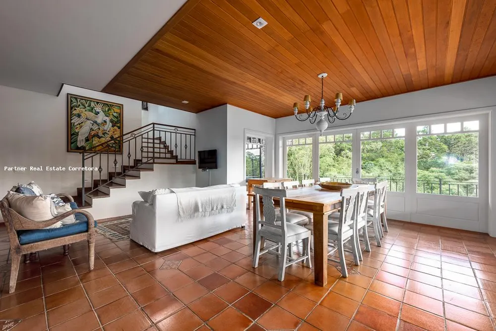 Casa, 5 quartos, 3000 m² - Foto 2
