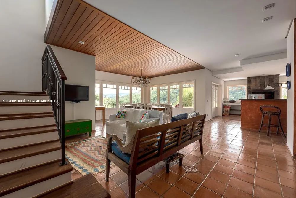 Casa, 5 quartos, 3000 m² - Foto 1