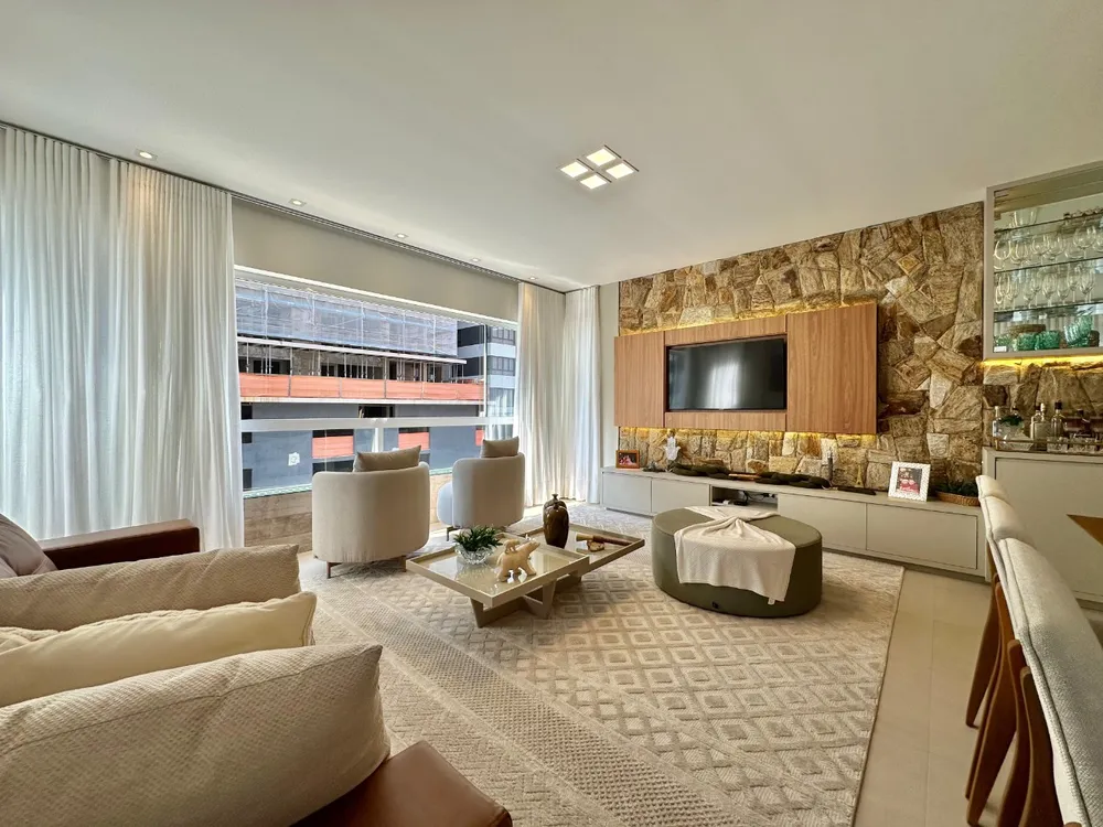 Apartamento, 3 quartos, 214 m² - Foto 2