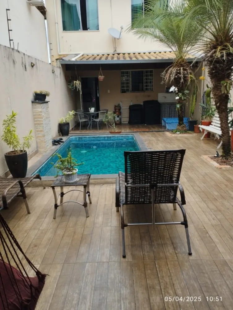 Casa, 3 quartos, 190 m² - Foto 1