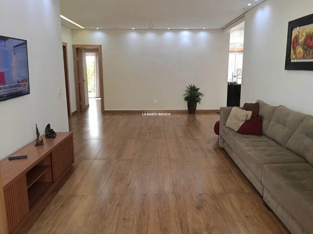 Casa, 4 quartos, 384 m² - Foto 4