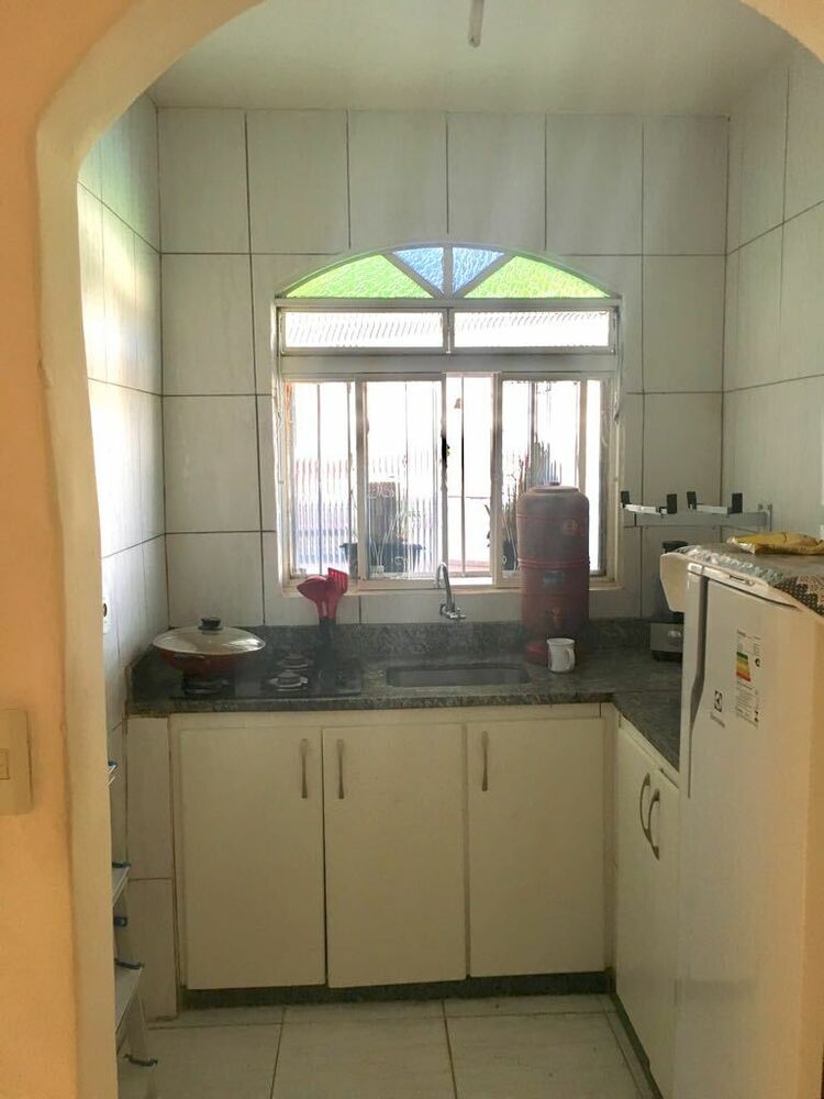 Casa à venda com 3 quartos, 600m² - Foto 7