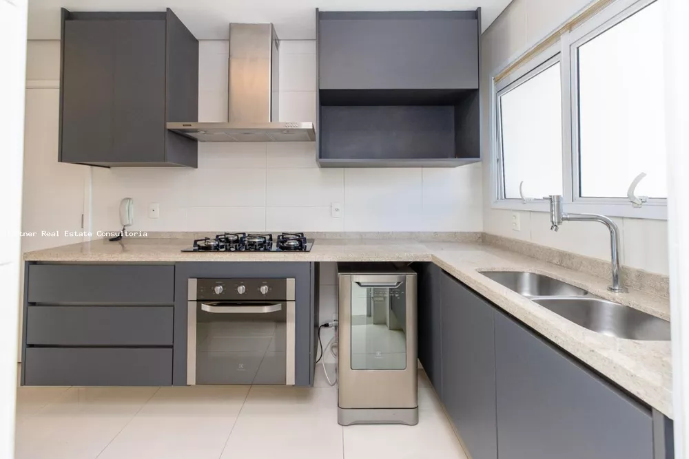 Apartamento à venda com 3 quartos, 157m² - Foto 14