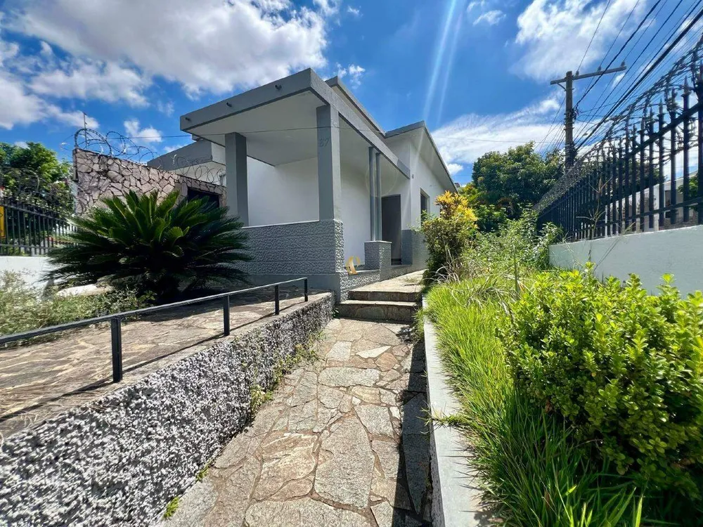 Casa, 4 quartos, 216 m² - Foto 2