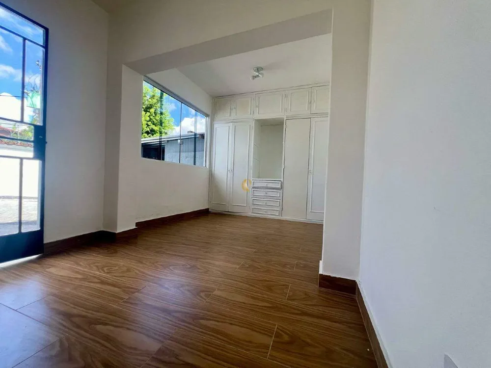Casa, 4 quartos, 216 m² - Foto 13