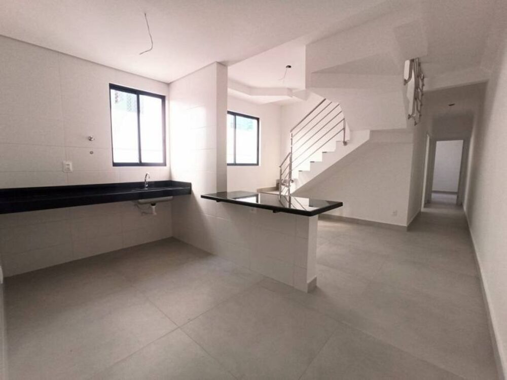 Cobertura à venda com 3 quartos, 120m² - Foto 1