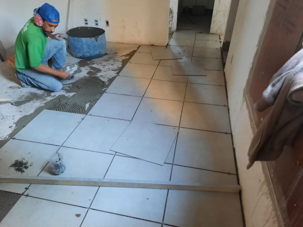 Apartamento à venda com 2 quartos, 44m² - Foto 2