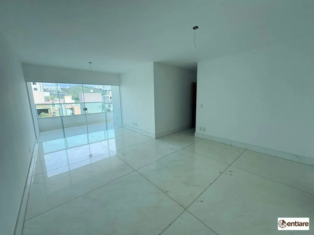 Apartamento, 4 quartos, 140 m² - Foto 1