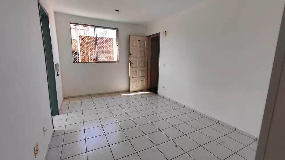 Apartamento à venda com 3 quartos, 58m² - Foto 2