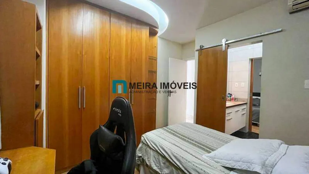 Casa, 4 quartos, 362 m² - Foto 2