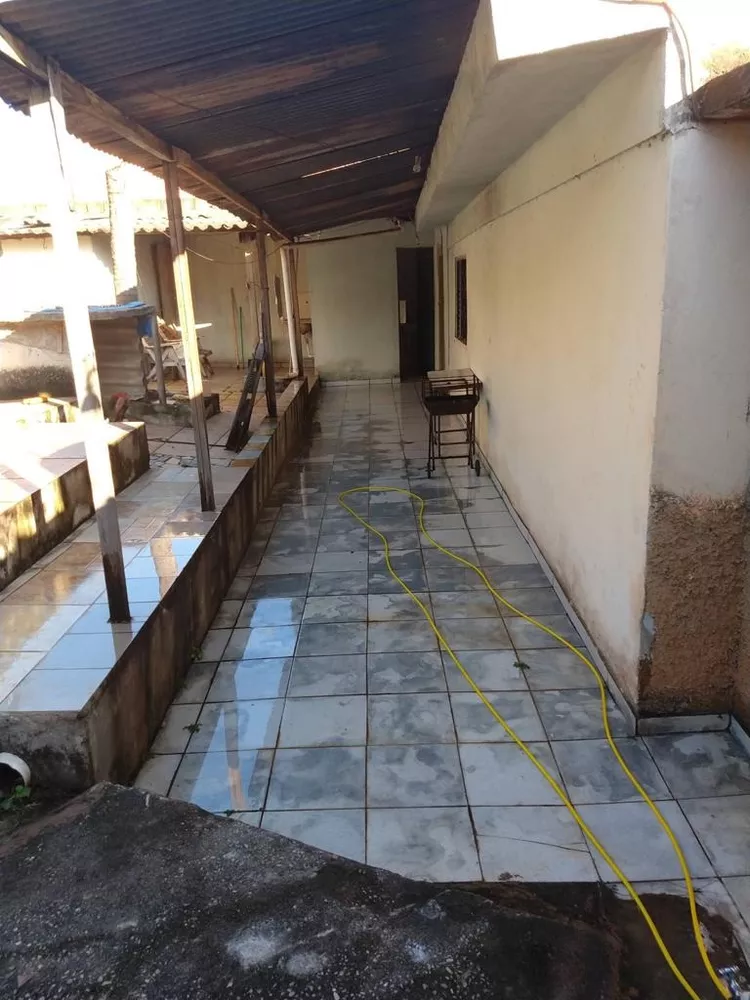 Chácara à venda com 2 quartos, 360m² - Foto 3