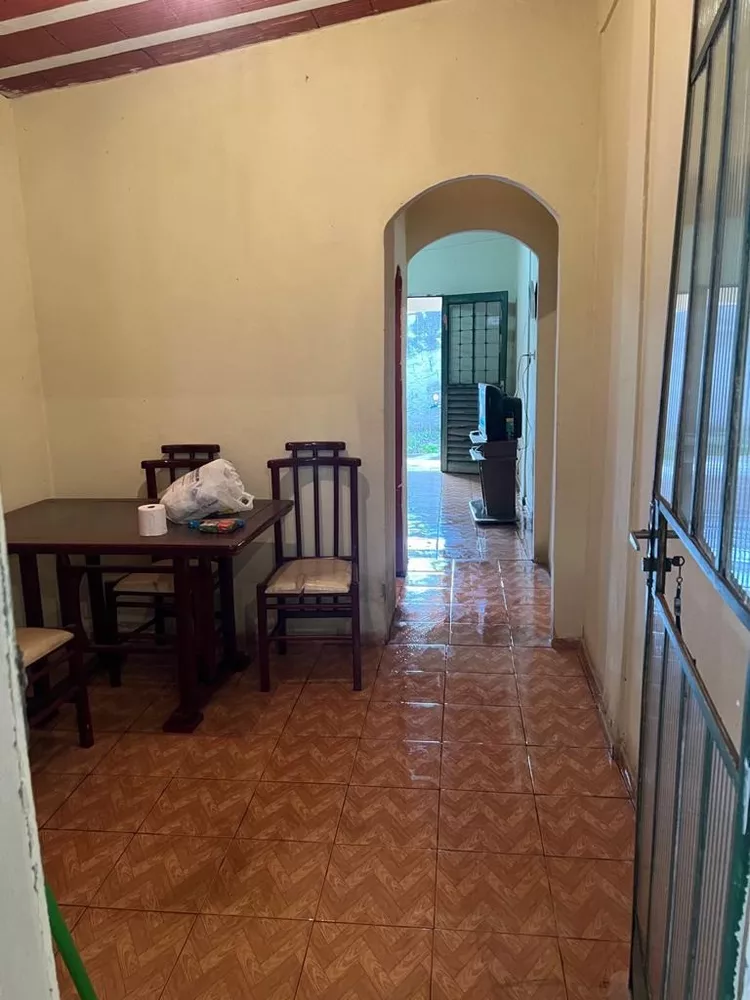 Chácara à venda com 2 quartos, 360m² - Foto 1