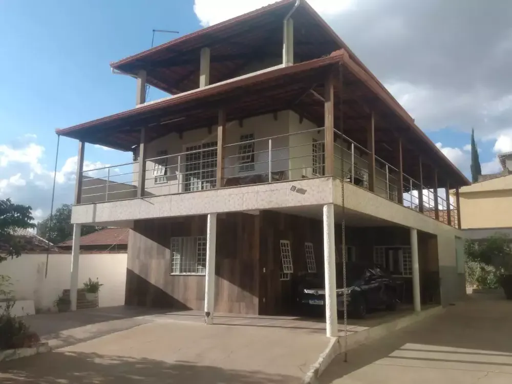 Casa, 4 quartos, 420 m² - Foto 1