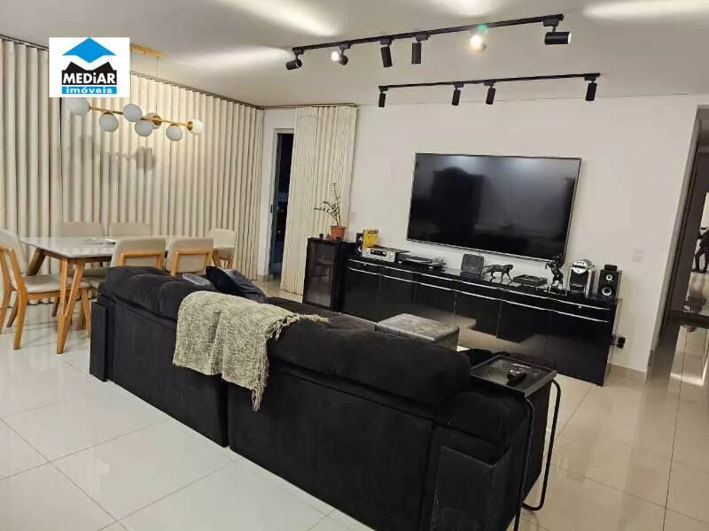 Apartamento à venda com 3 quartos, 112m² - Foto 2