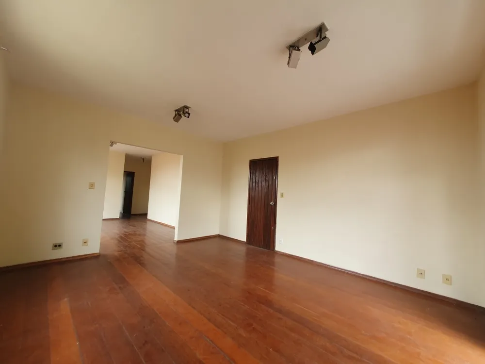 Apartamento, 3 quartos, 145 m² - Foto 1