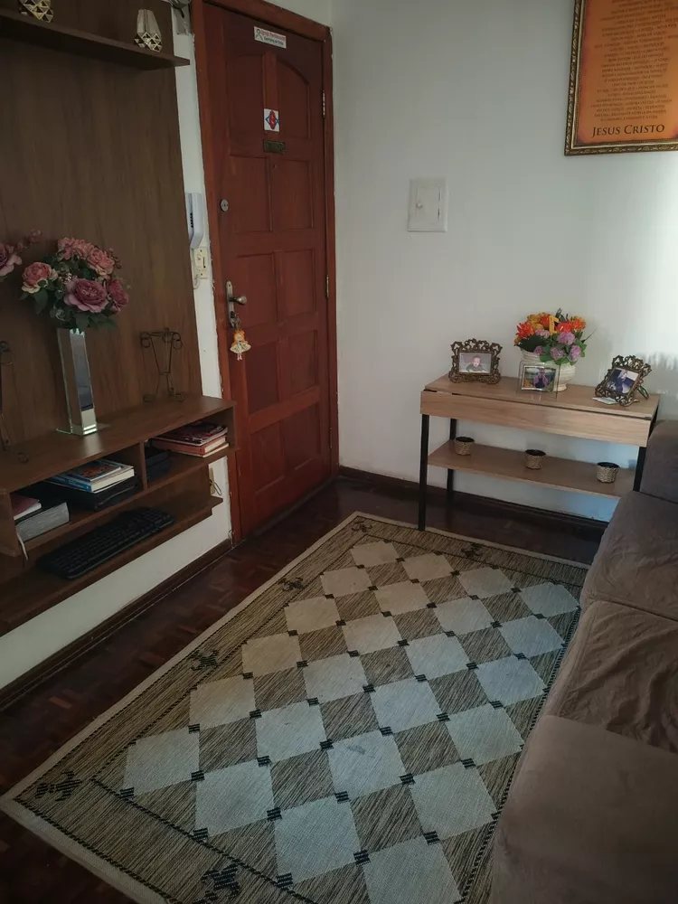 Apartamento à venda com 2 quartos, 45m² - Foto 2