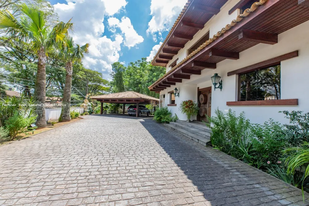 Casa, 6 quartos, 2268 m² - Foto 1