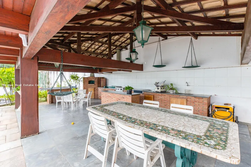 Casa, 6 quartos, 2268 m² - Foto 9
