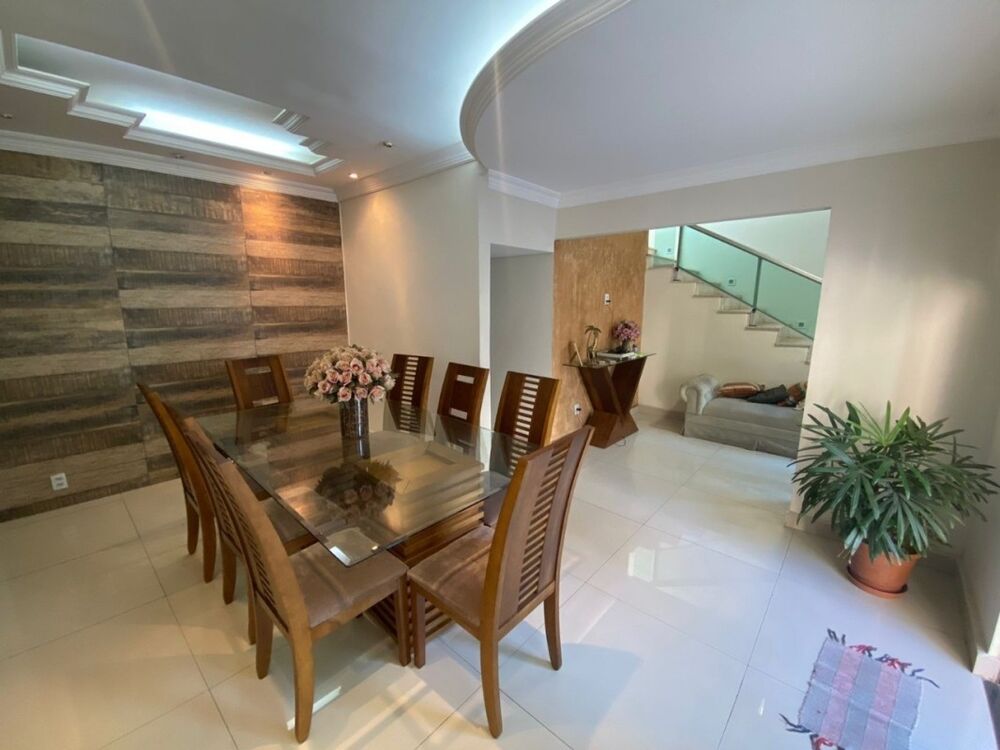 Casa à venda com 4 quartos, 420m² - Foto 5