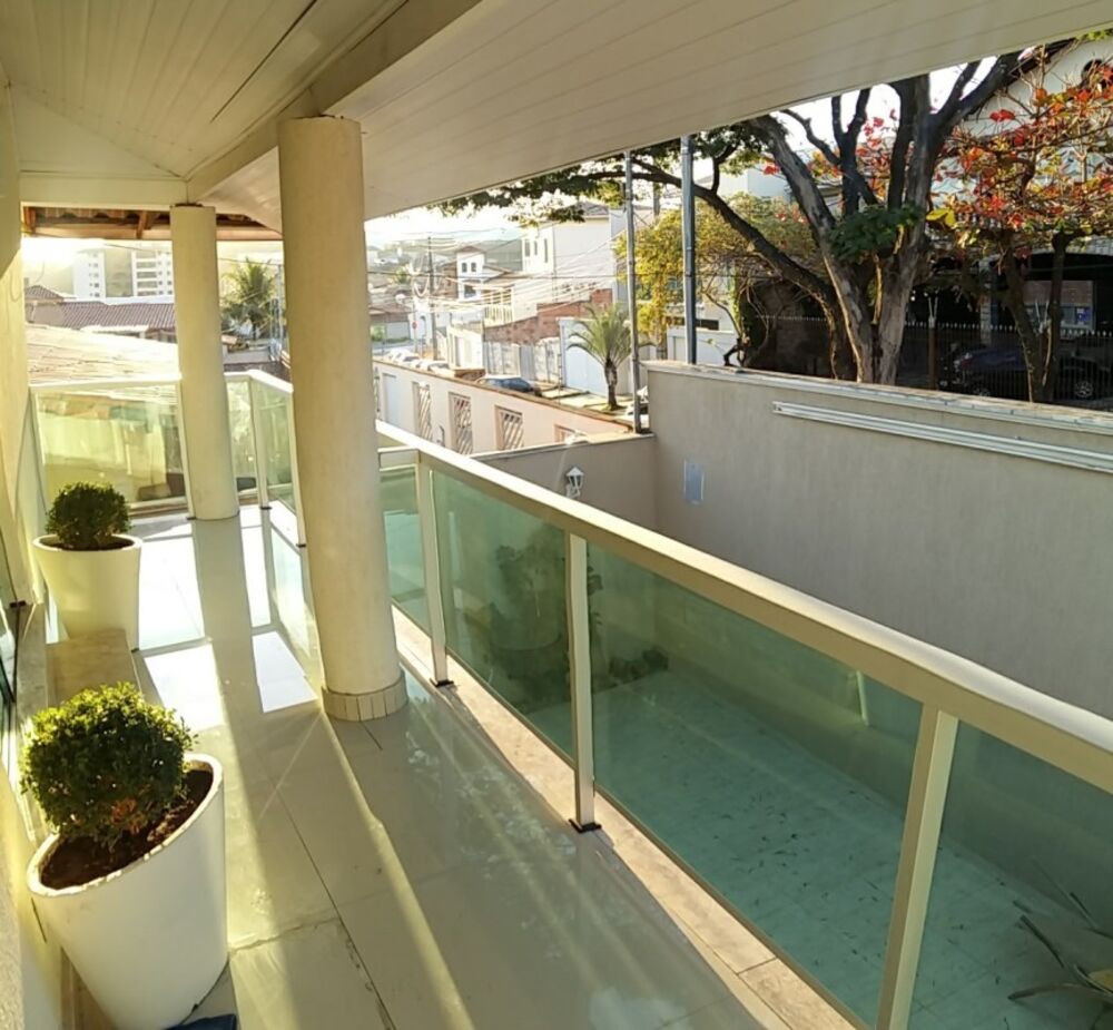 Casa à venda com 4 quartos, 420m² - Foto 15