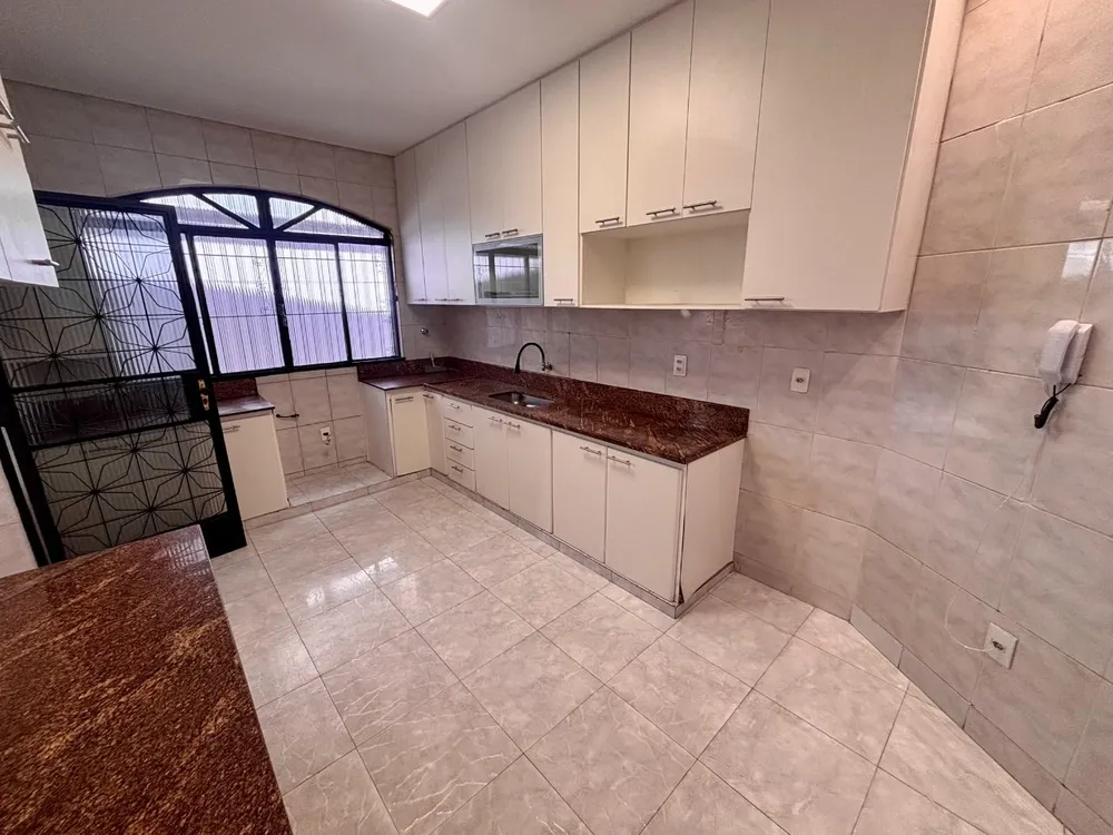 Casa, 5 quartos, 257 m² - Foto 6