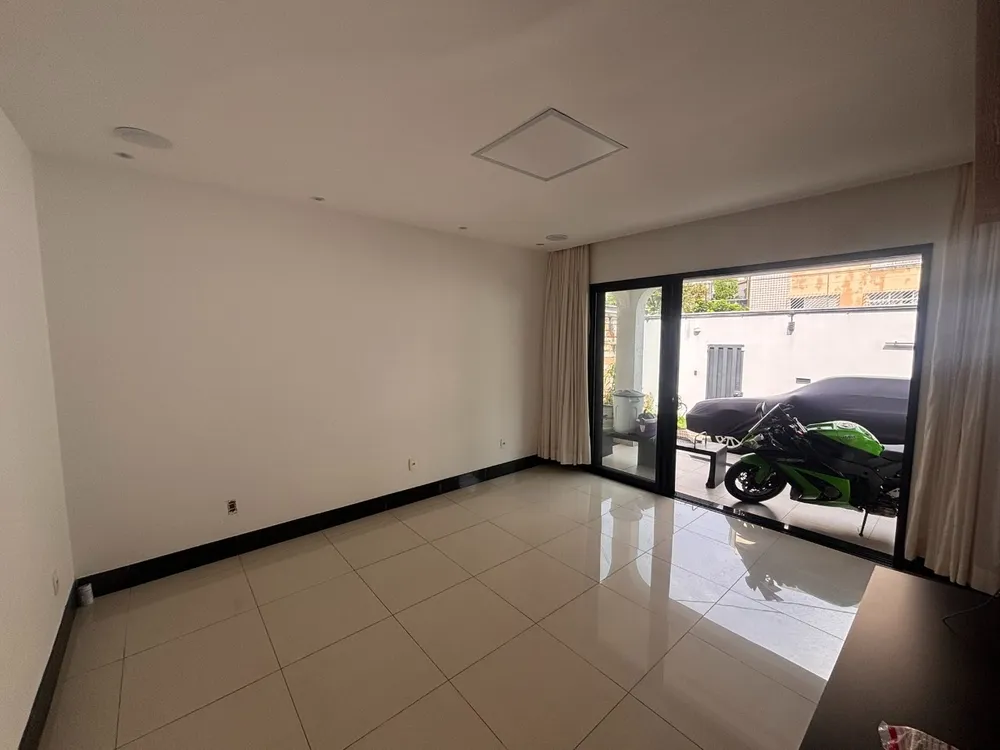 Casa, 5 quartos, 257 m² - Foto 2